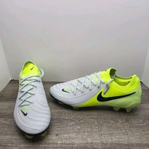 New Nike Vapor soccer cleats - White & Volt